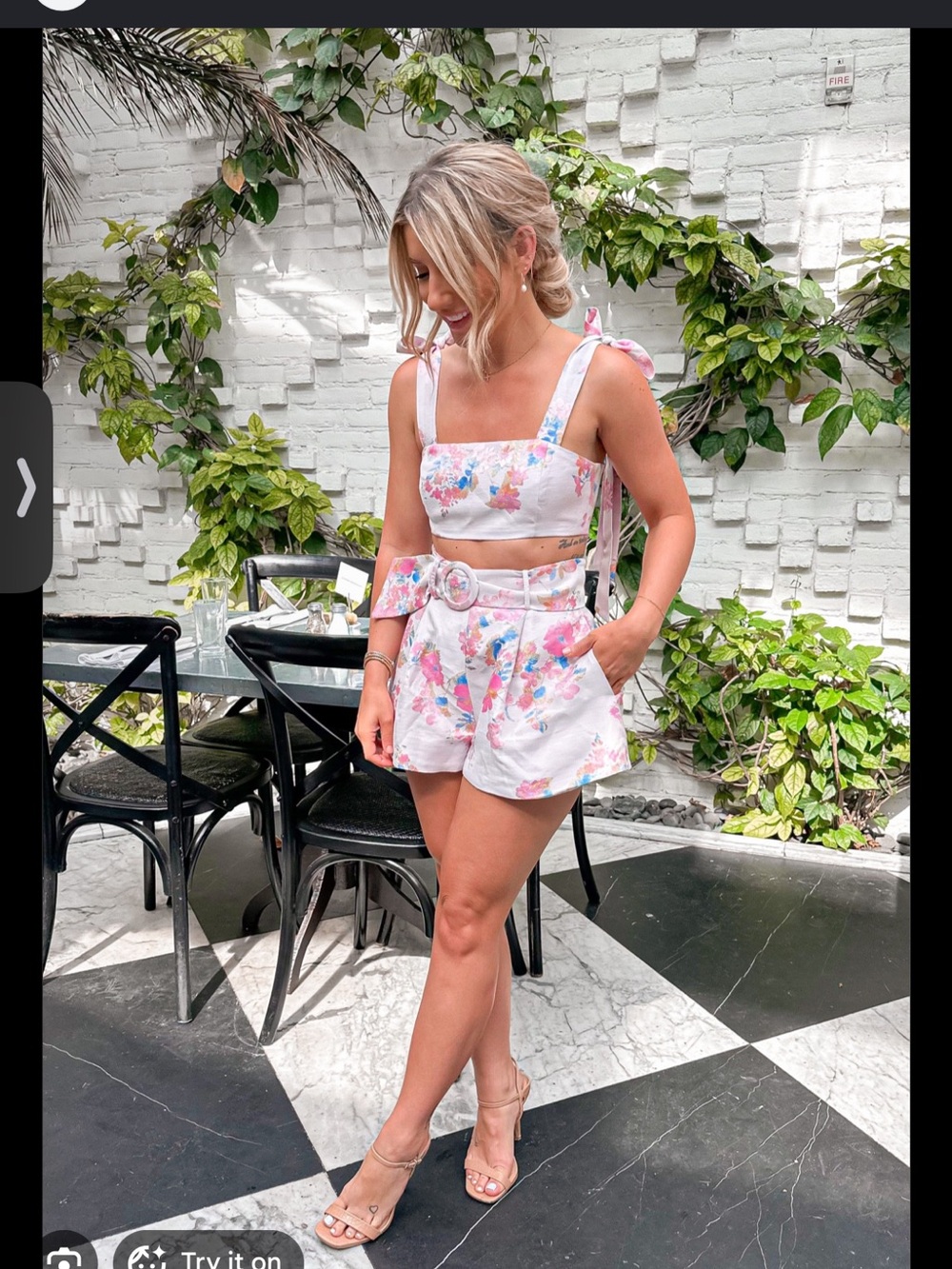 Gianni Binni x Jess Southern Floral Tie-Shoulder Crop Top